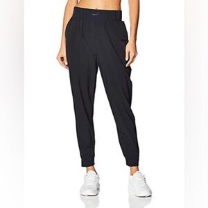 Nike Bliss Lux Pants